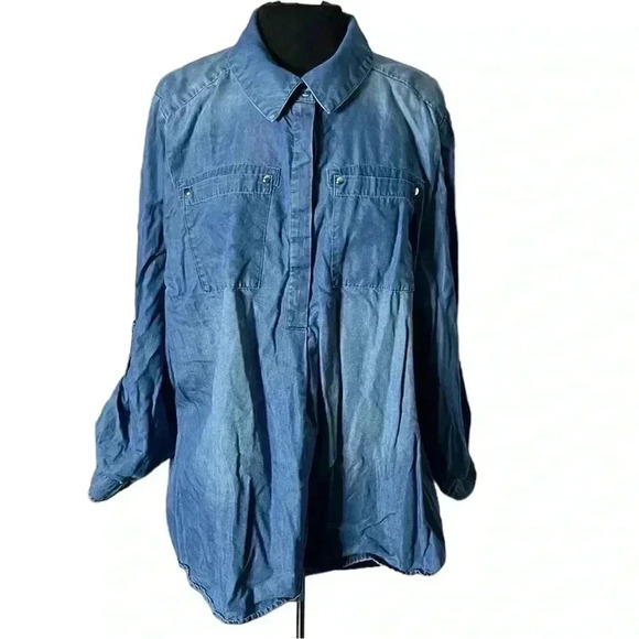 Lane Bryant Popover Hidden Button Denim Top Size 18/20 - Picture 1 of 6